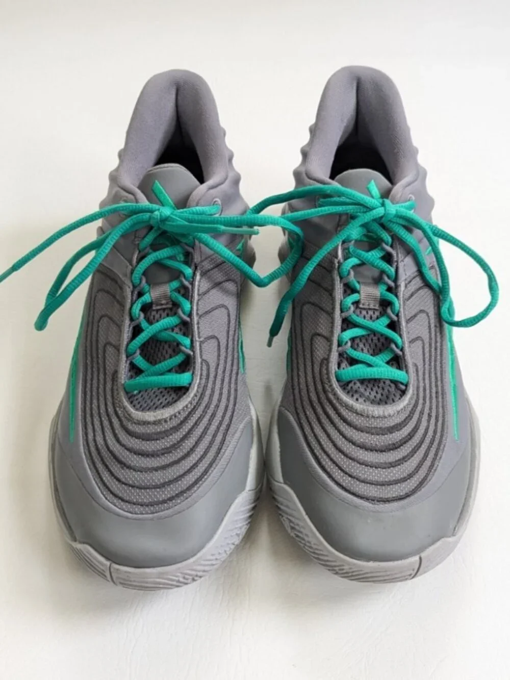 Nike Giannis Immortality 4 Size 9.5 Basketball Shoes Grey Green